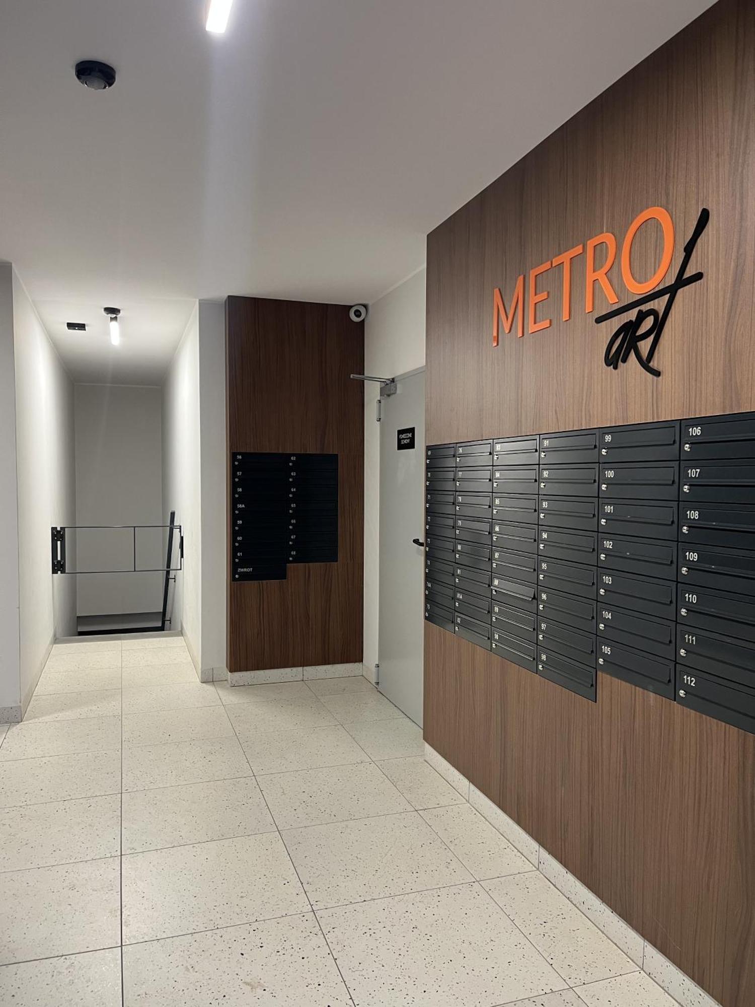 Metro Art Scandic Apartment